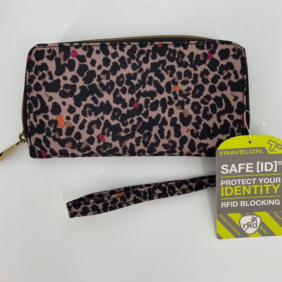 Travelon Wristlet Wallet RFID Animal Print Zip Around Identity Protection Travel - Picture 8 of 10